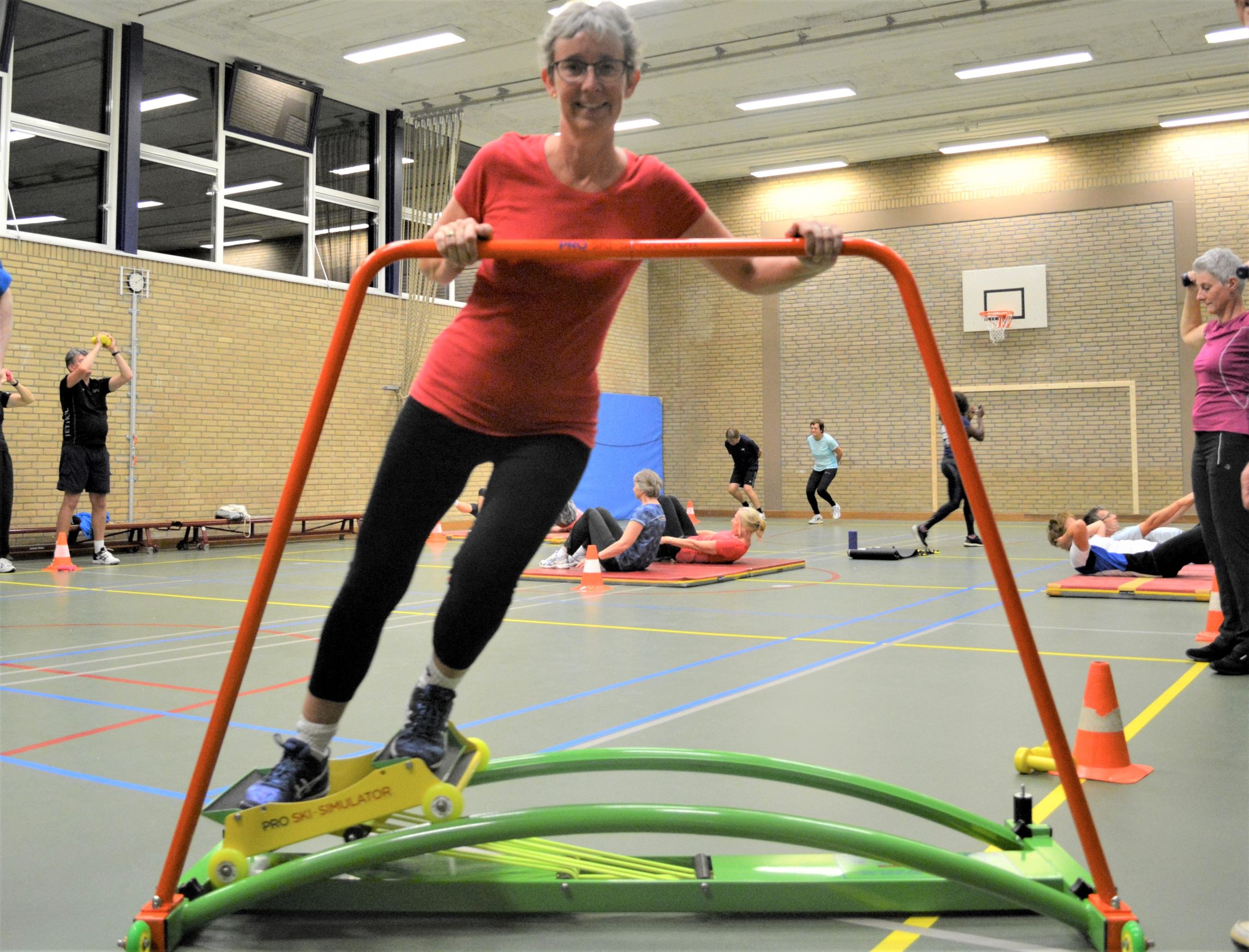 Skisimulator Ellen van Bommel 4okt2018 cu foto NicodeGouw